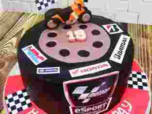 custom cake Bandung kue unik Bandung