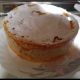 Karpatka Cake, cake yang berasal dari Polandia ini merupakan perpaduan kue sus dan vla yang melimpah disertai dengan taburan gula halus.