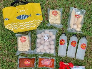 Hampers Natal Mie Singapore dan Bakso Ikan