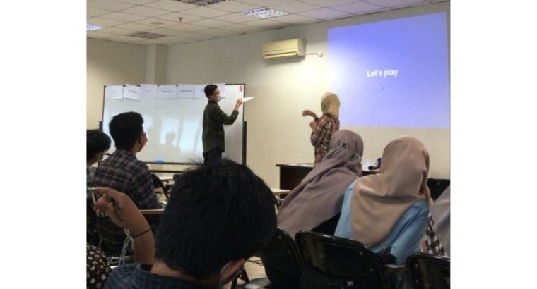 Konsultan Pendidikan Kuliah Cepat Kelas Karyawan